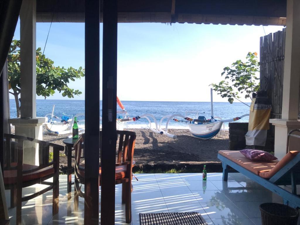 Tambun Sari Beach Homestay Амед Екстер'єр фото